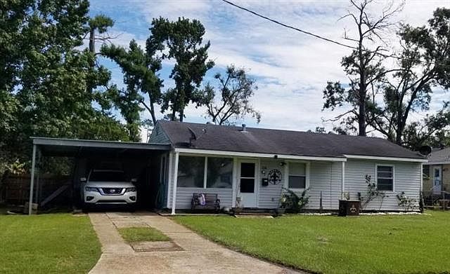 1st image of 428 Pinecrest Dr