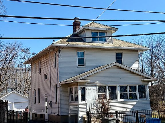 3rd image of 16-20 Henry Street