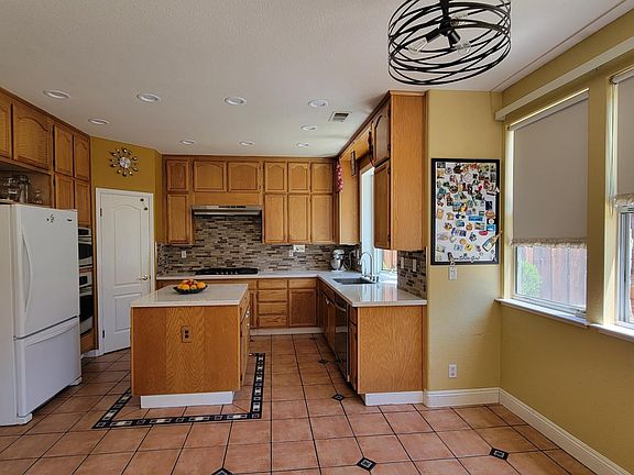 5th image of 2966 Calle De Las Flores
