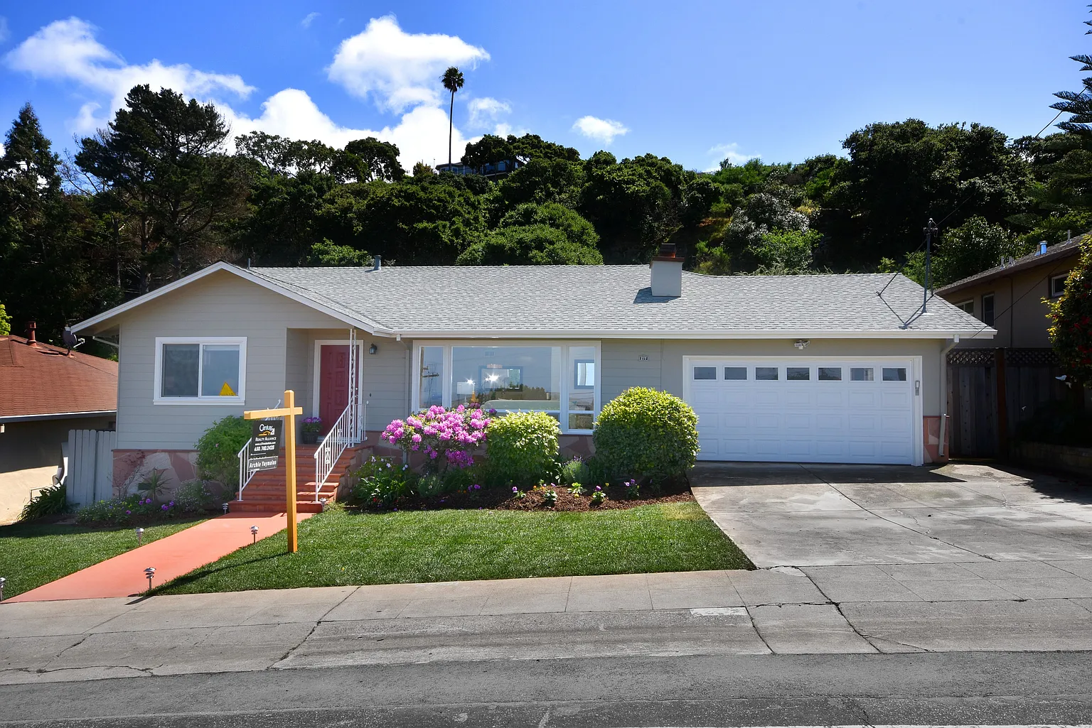 277 42nd Ave W photo 1