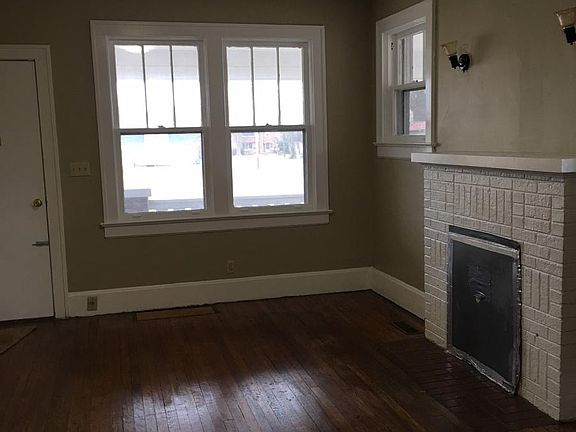 3rd image of 300 E H St