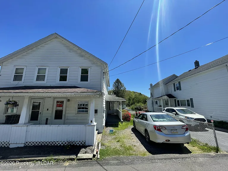222 Honey Pot St — Photo 8