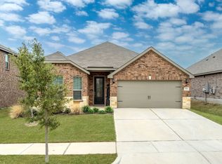 5304 Songbird Trl, Denton, TX 76207