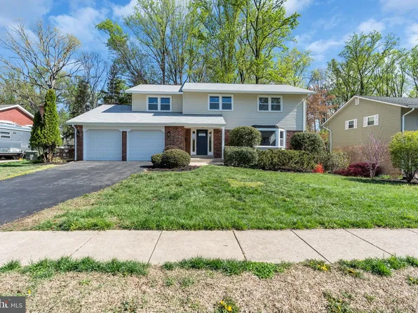 7804 Carrleigh Pkwy, Springfield, VA 22152