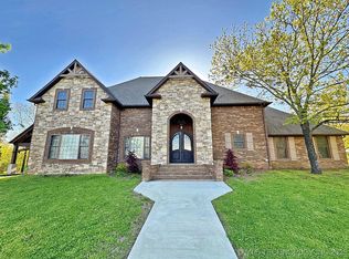 21149 S Highway View Dr, Tahlequah, OK 74464