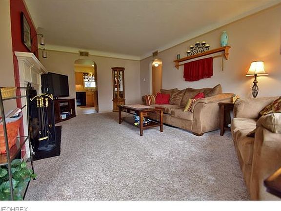 3rd image of 3354 W 231st St