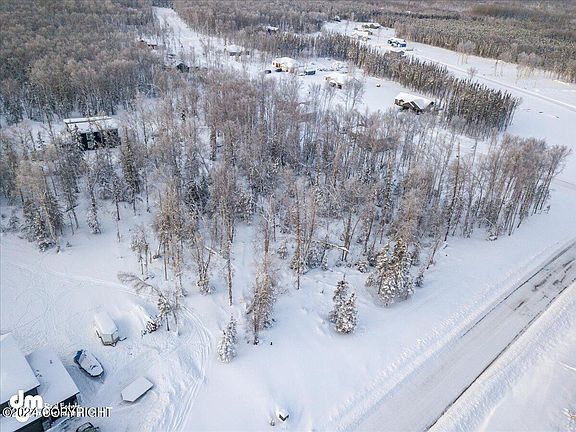 3rd image of 492 W Wood Star Dr