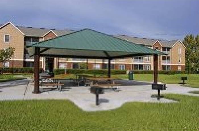 Grill & Picnic Area
