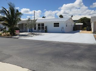224 SE Sailfish Ln, Stuart, FL 34996