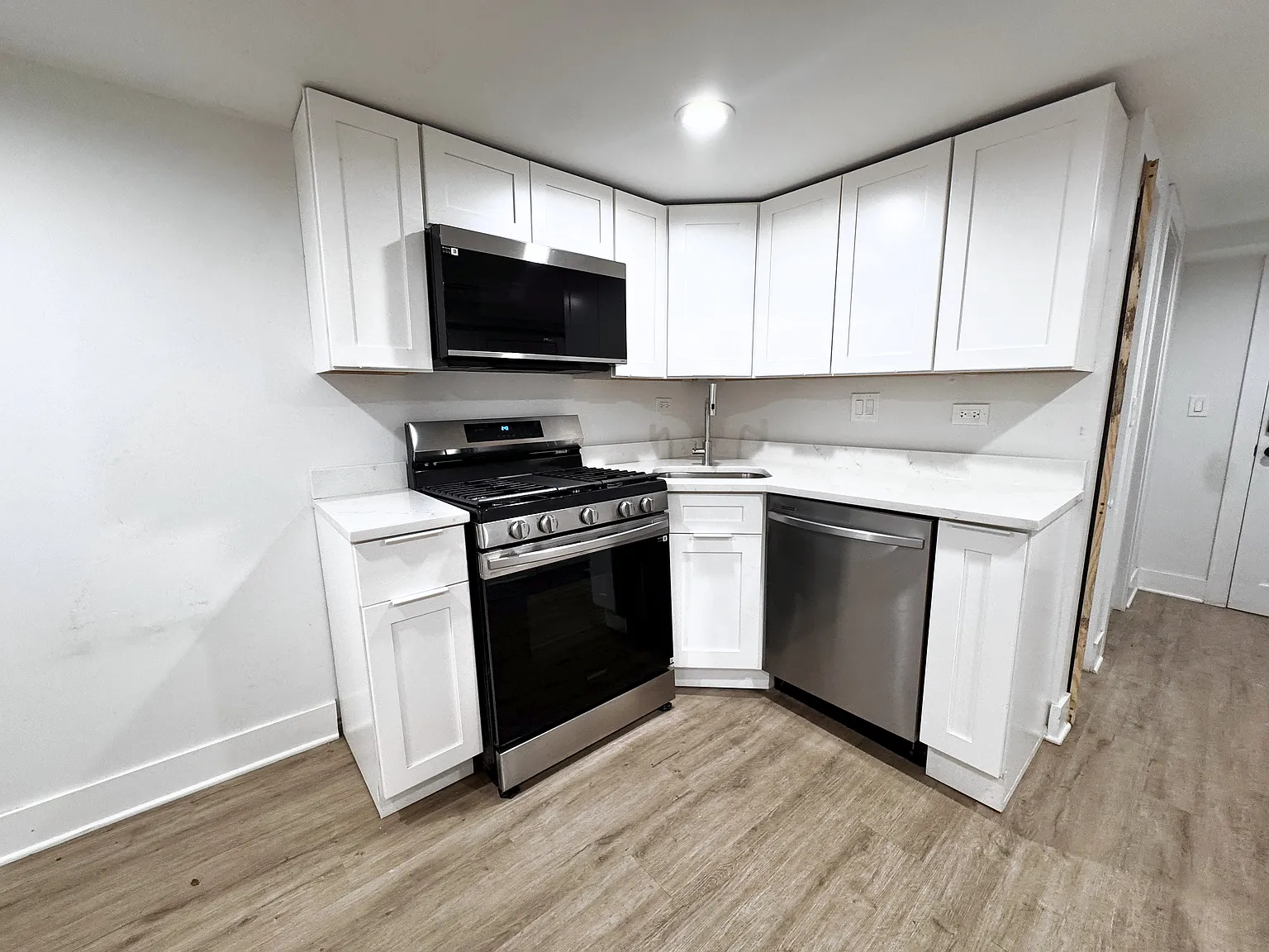 3346 N Central Park Ave — Photo 1