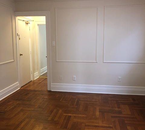 4th image of 5 Laidlaw Ave APT 405
