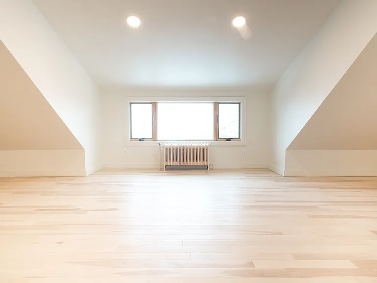177 Montgomery St #3 — Photo 12