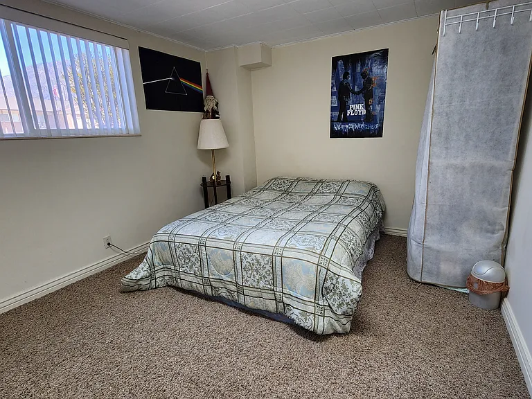 2062 E Susan Way — Photo 7