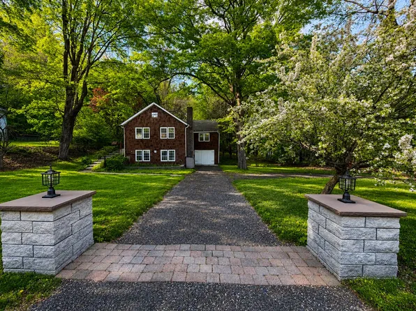 67 E Litchfield Rd S #1, Litchfield, CT 06759