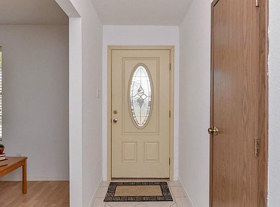 2nd image of 2322 Viola Dr