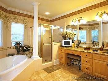 4th image of 7434 Heartland Cir