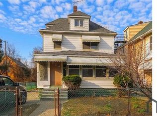 686 E 92nd St, Cleveland, OH 44108