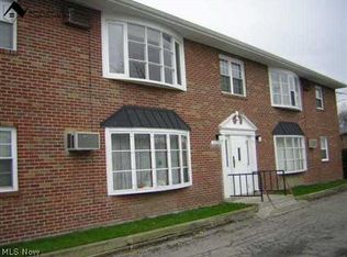 31632 N Marginal Dr, Eastlake, OH 44095