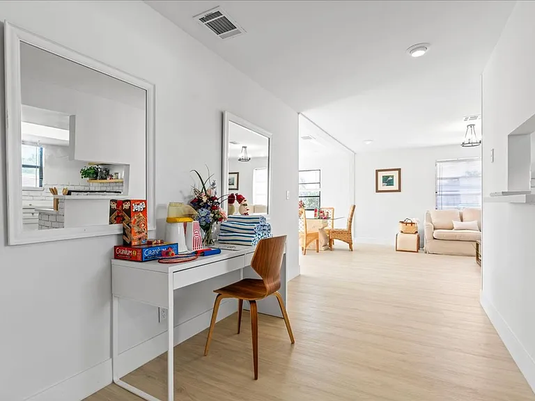 1332 Granada Blvd — Photo 20