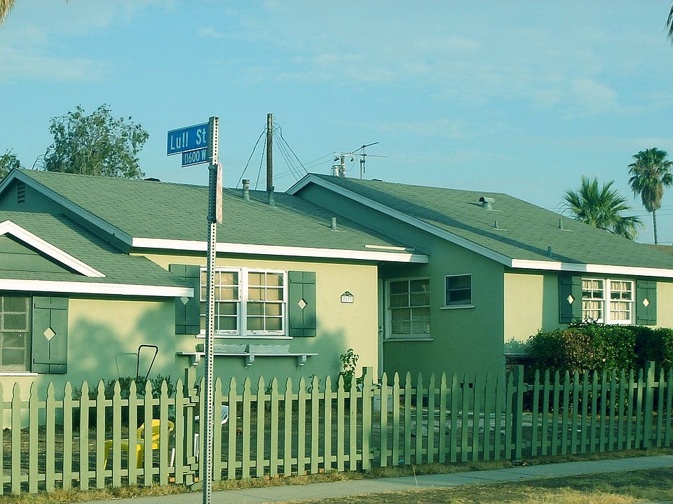 1st image of 7633 Lemp Ave