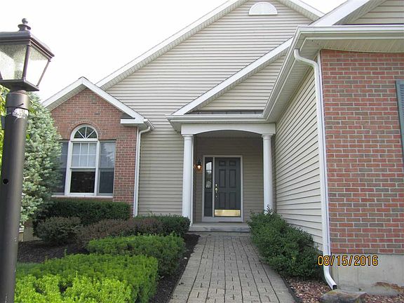 2nd image of 32 Cheshire Way