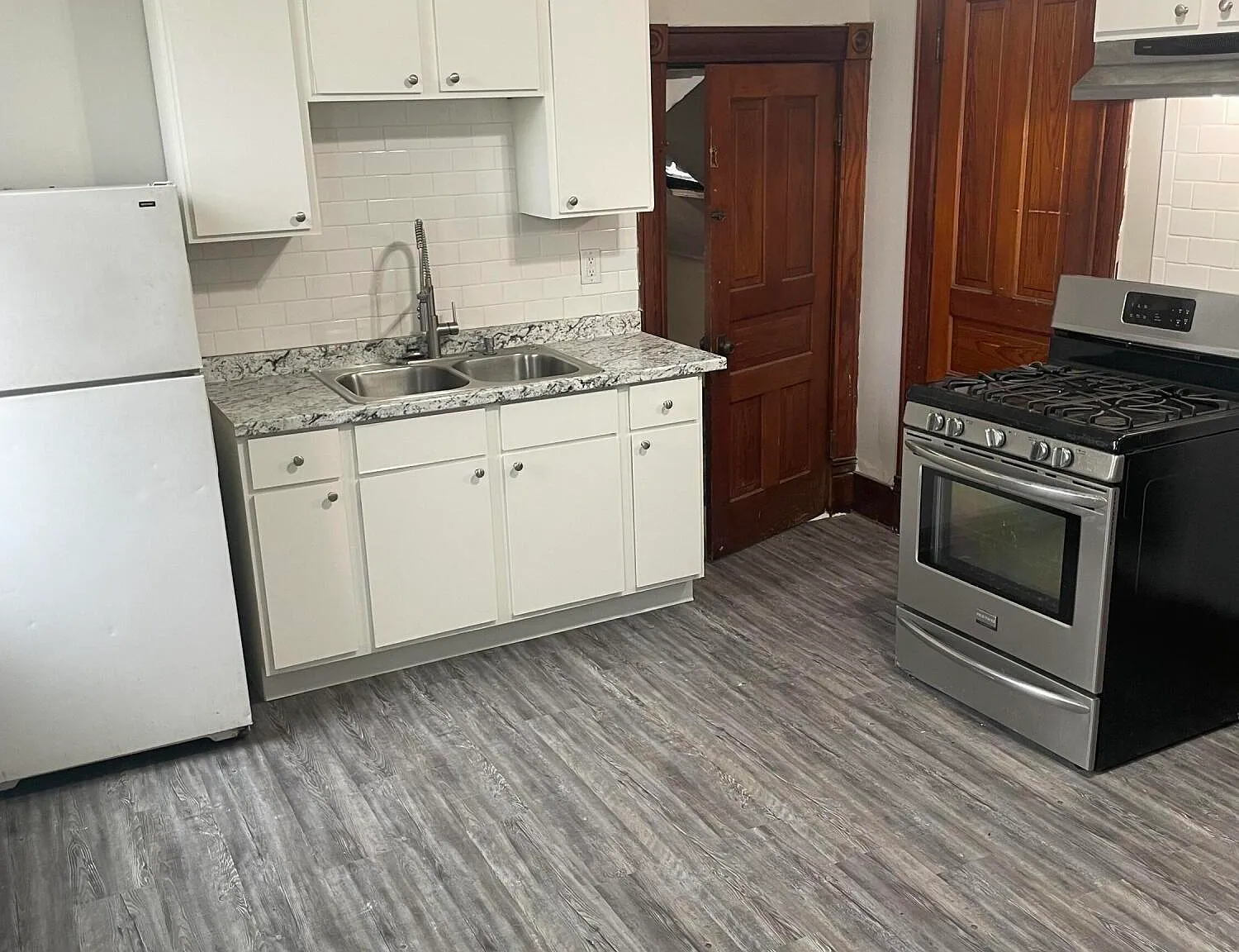 1 bed, 1.0 bath, 600 sqft, $875 — Photo 4