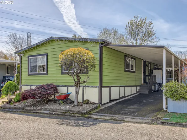 21100 NE Sandy Blvd Unit 97, Fairview, OR 97024