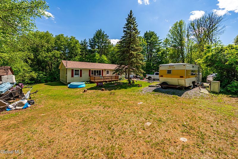 3rd image of 315 Angel Road