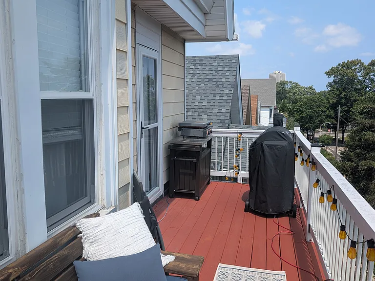 2855 S Linebarger Ter — Photo 18