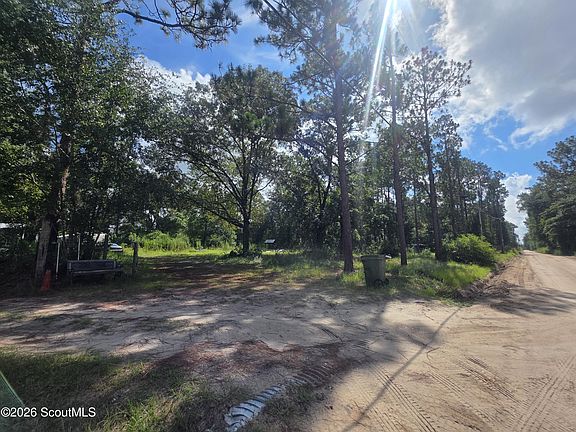 3rd image of 2301 Murphy Rd