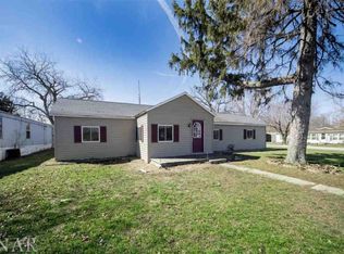 401 S Commercial St, El Paso, IL 61738