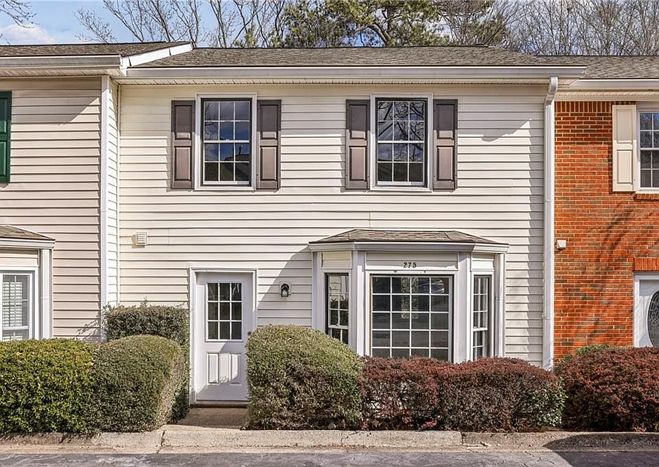 1st image of 275 Shaded Oaks Ln SE