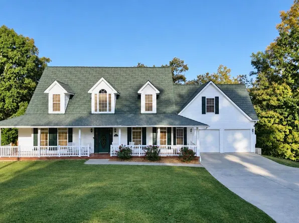 135 Laurel Rd, Jamestown, KY 42629