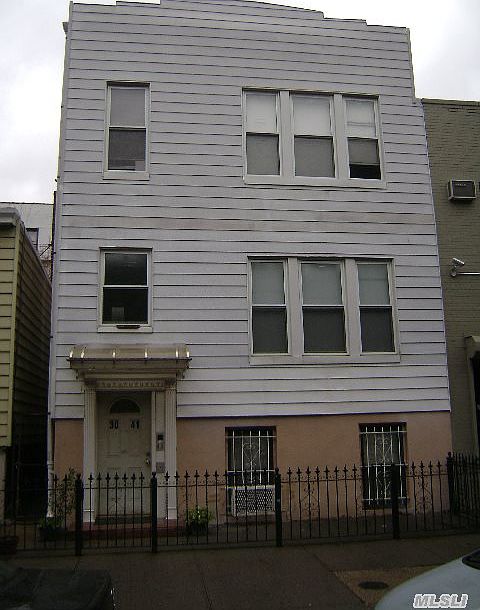 1st image of 3041 31st St