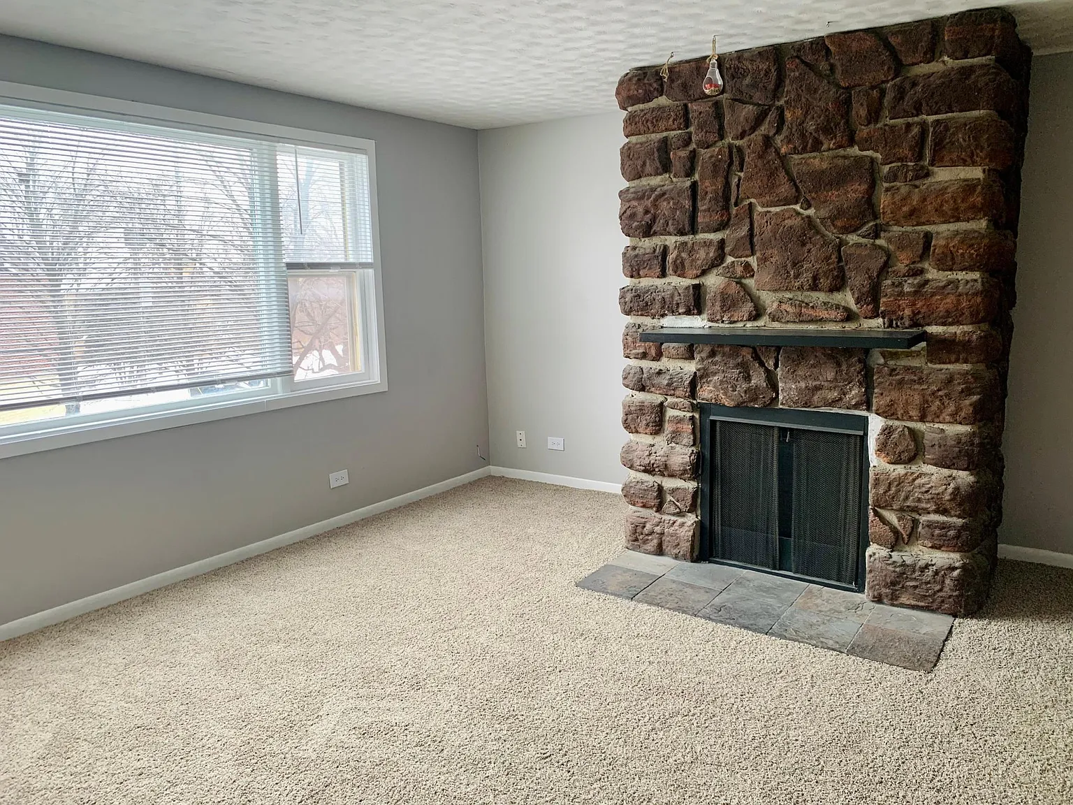619 North St — Photo 3