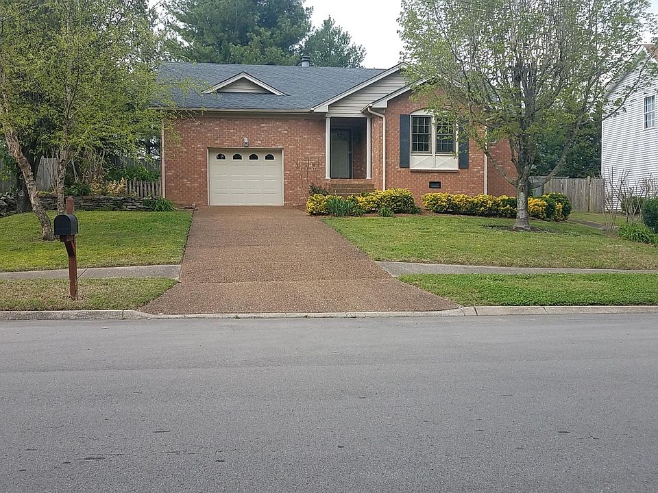 2nd image of 1612 Birchwood Cir #Franklin