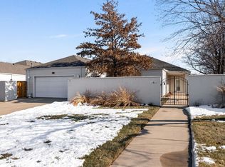 801 N Glenmoor St, Wichita, KS 67206