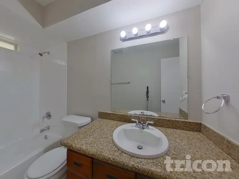 7902 Battlepine Dr — Photo 25
