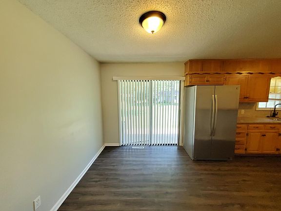5th image of 713 NW 5th St
