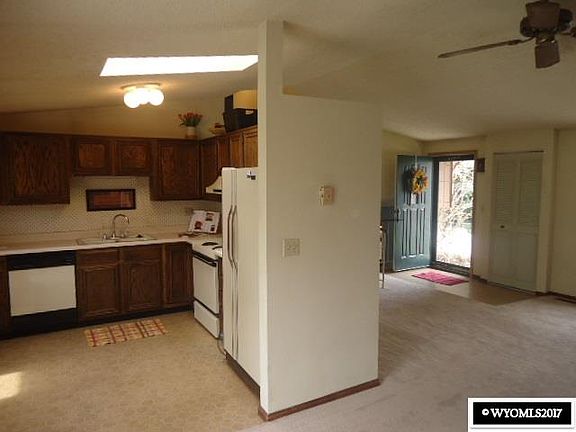 4th image of 3337 Sierra Cir