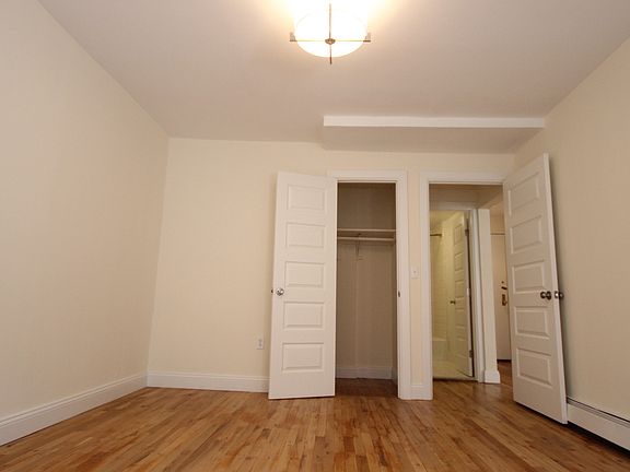 5th image of 525 W 49th St APT 4A