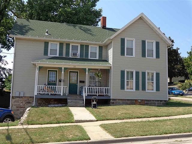2nd image of 215-215 1/2 Ea St