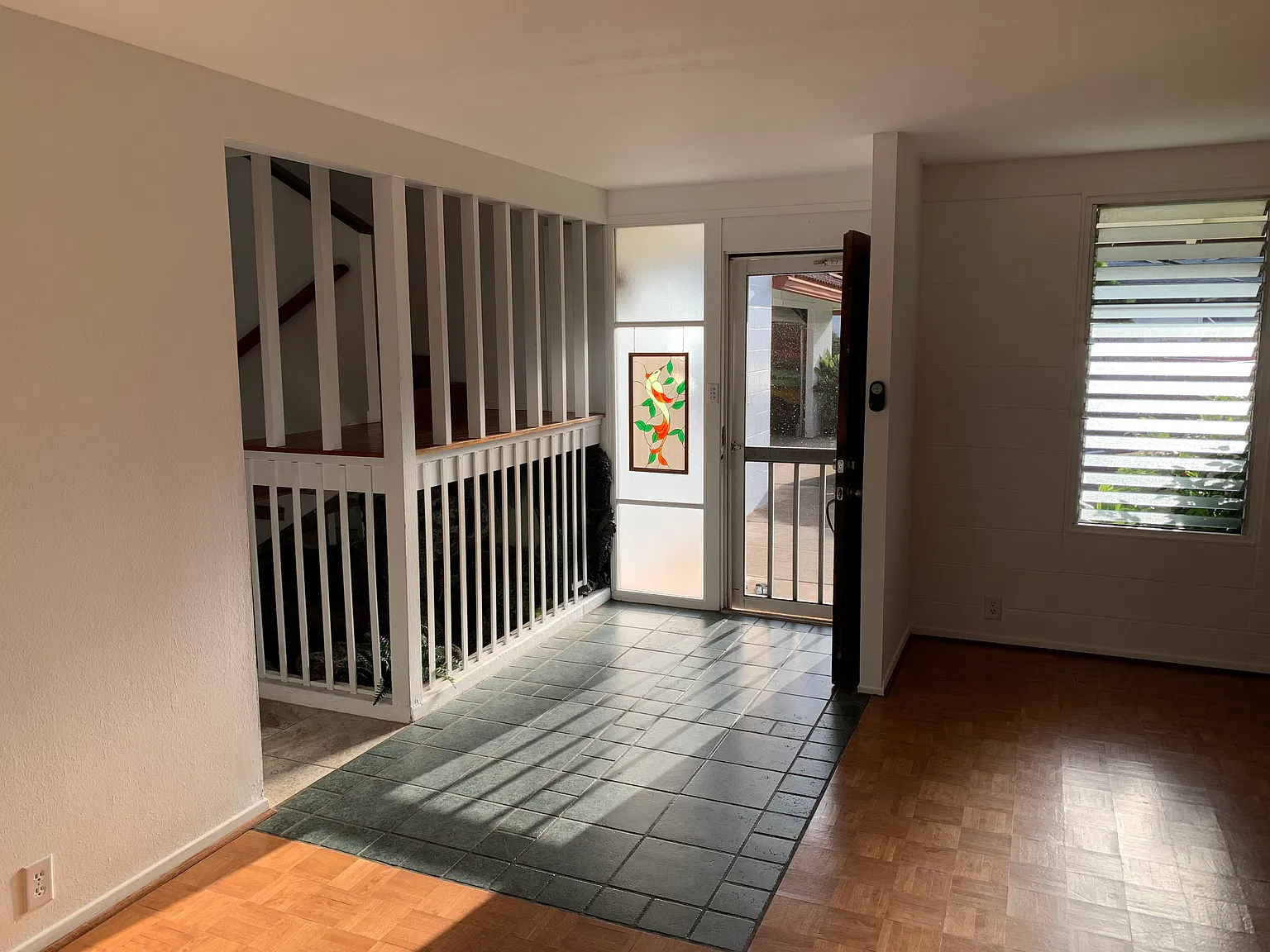 5 bed, 2055 sqft, $5,000 — Photo 2