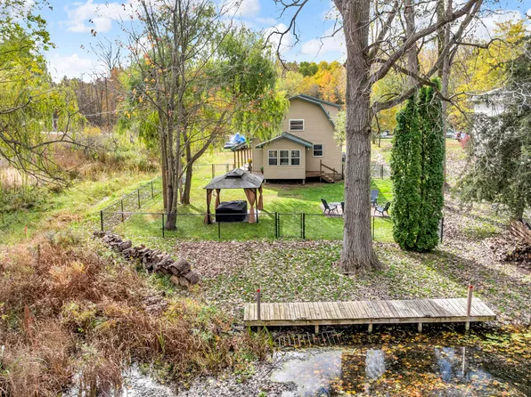 10300 Rexford Rd, Grass Lake, MI 49240