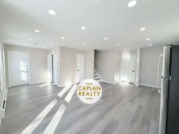 51 Whiting St #1A, Hamden, CT 06514