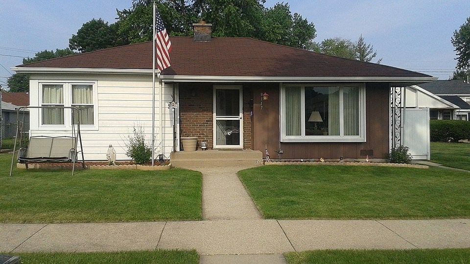1st image of 9117 S 52nd Ave