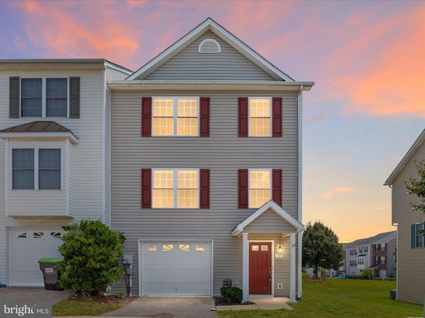 111 Lighthouse Ln
