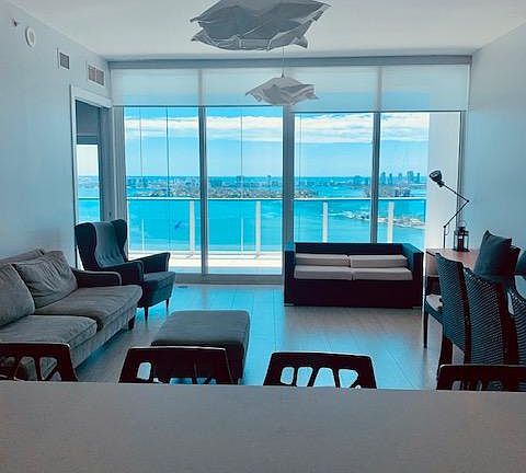 4th image of 2020 N Bayshore Dr APT 3707