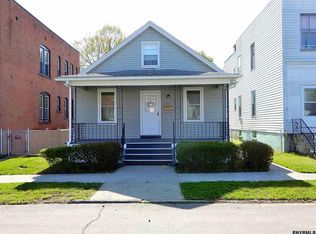 414 4th Ave, Troy, NY 12182