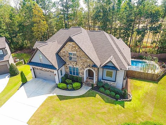 2nd image of 3447 Holly Glen Dr